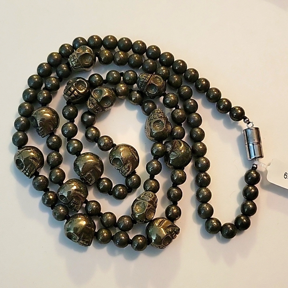 Skull and round bead necklace Chuck Clemency evine in original packaging